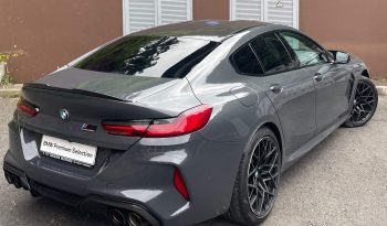 BMW M8 Competition completo